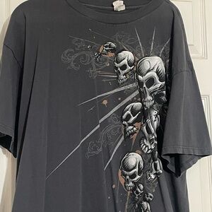 Vintage 2000’s Graphic Skull Men's Shirt